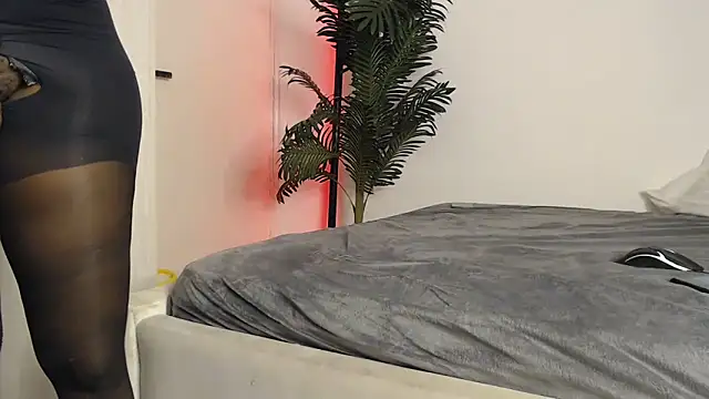 CurvyGlass online show from November 12, 2:01 am