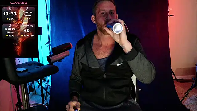 Snapshot of FiftyShadez chatting on January 12, 4:21 am FiftyShadez online show from January 12, 4:21 am