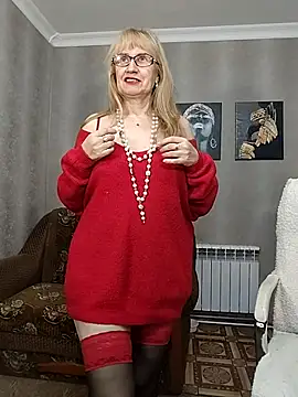 Snapshot of koroleva70 chatting on February 11, 6:02 pm koroleva70 online show from February 11, 6:02 pm
