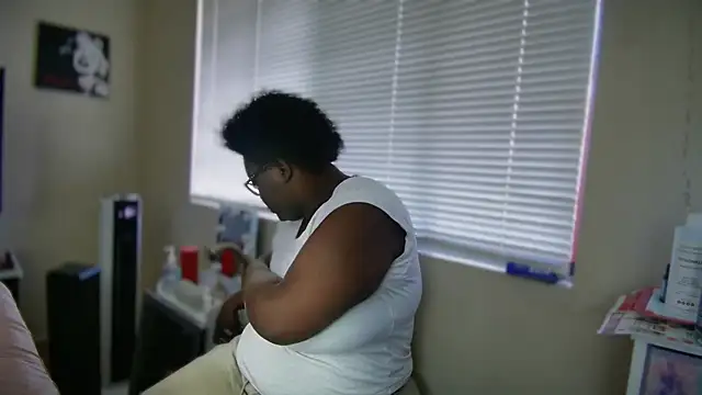 Yagurl  west online show from March 1, 12:50 am