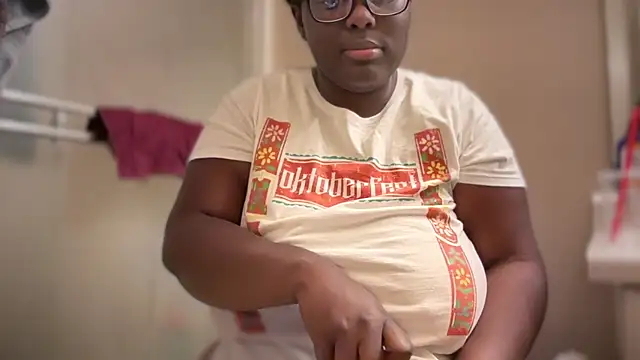 Yagurl  west online show from October 2, 8:27 pm