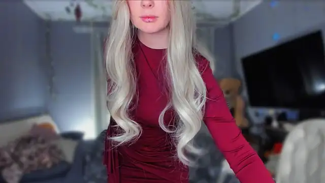 Snapshot of KlementinaBbG chatting on February 13, 9:00 pm KlementinaBbG online show from February 13, 9:00 pm