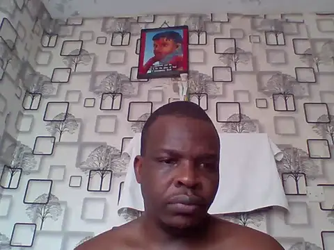 Snapshot of Chumba_001 chatting on May 2, 5:12 am Chumba 001 online show from May 2, 5:12 am