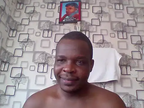 Snapshot of Chumba_001 chatting on May 3, 5:35 am Chumba 001 online show from May 3, 5:35 am