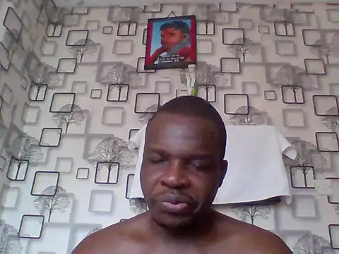 Snapshot of Chumba_001 chatting on May 4, 5:36 am Chumba 001 online show from May 4, 5:36 am