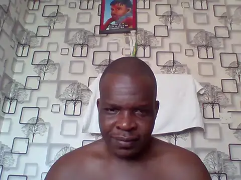 Snapshot of Chumba_001 chatting on May 5, 5:48 am Chumba 001 online show from May 5, 5:48 am
