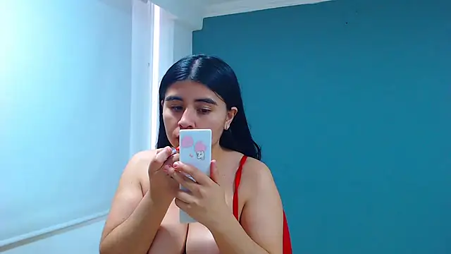 danna- roouss online show from February 11, 3:17 pm