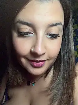 Snapshot of Novababy18 chatting on May 26, 9:22 pm Novababy18 online show from May 26, 9:22 pm