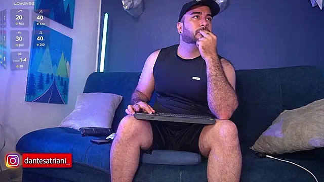 dantesatrianii online show from March 18, 1:31 am