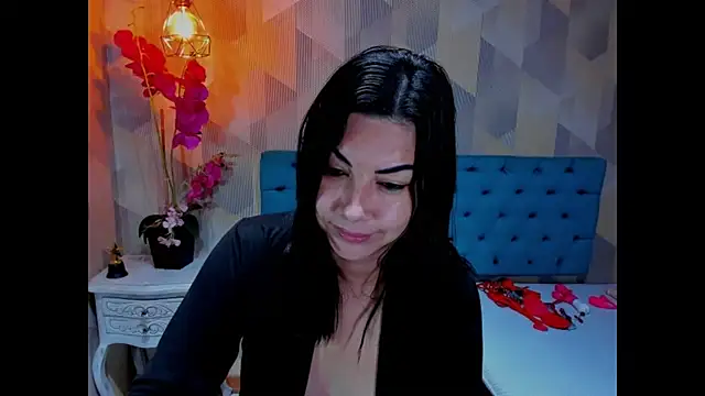 AdaFawxx online show from February 9, 1:09 am