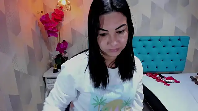 AdaFawxx online show from March 23, 4:49 am