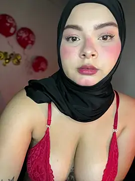 Snapshot of aneesa_darzi chatting on February 14, 10:58 pm aneesa darzi online show from February 14, 10:58 pm