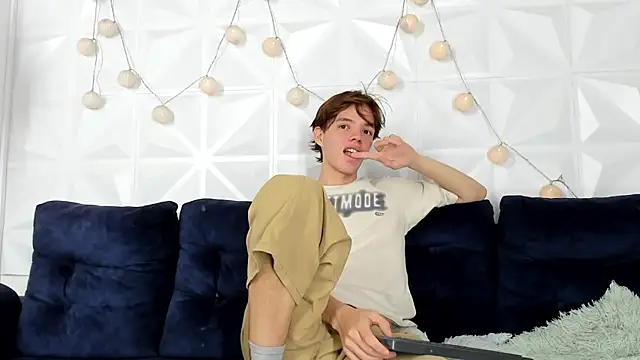 daniel hot03 online show from February 25, 9:24 pm