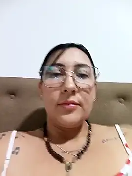 my-kitty online show from October 20, 11:49 pm