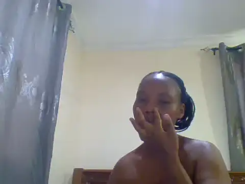Snapshot of sexy__candyy chatting on February 18, 5:42 am sexy candyy online show from February 18, 5:42 am