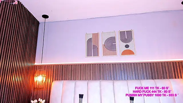 Ashleyy23x online show from April 15, 7:32 pm