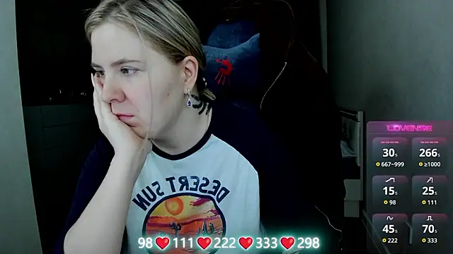 Olivia Munk online show from March 26, 3:56 am