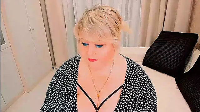 BIGTITSBBW online show from March 19, 6:34 pm