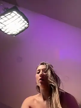 AnnaCastillo  online show from November 1, 11:40 pm