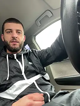 ElChapoGuzman95 online show from February 28, 11:36 am