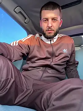 ElChapoGuzman95 online show from March 5, 3:29 pm