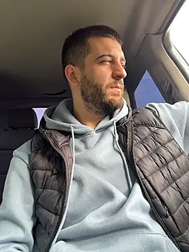 ElChapoGuzman95 online show from April 16, 6:58 am