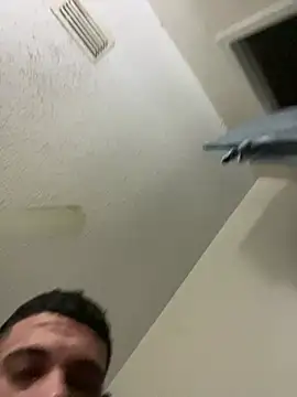 Snapshot of fitt707 chatting on March 2, 3:52 am fitt707 online show from March 2, 3:52 am