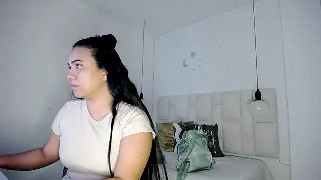 Snapshot of tiffany__pink chatting on September 20, 7:37 pm tiffany pink online show from September 20, 7:37 pm