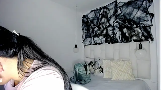 Snapshot of tiffany__pink chatting on October 12, 7:57 pm tiffany pink online show from October 12, 7:57 pm