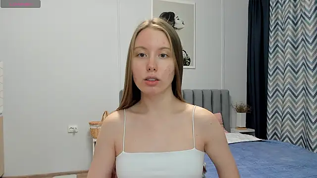Snapshot of Peggy_Beauty chatting on December 1, 10:10 pm Peggy Beauty online show from December 1, 10:10 pm