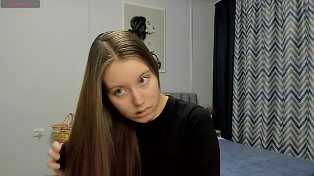 Snapshot of Peggy_Beauty chatting on December 9, 9:26 pm Peggy Beauty online show from December 9, 9:26 pm