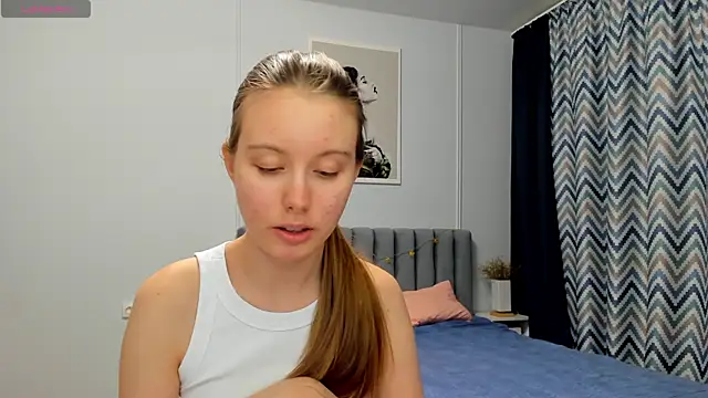 Snapshot of Peggy_Beauty chatting on December 29, 3:13 pm Peggy Beauty online show from December 29, 3:13 pm