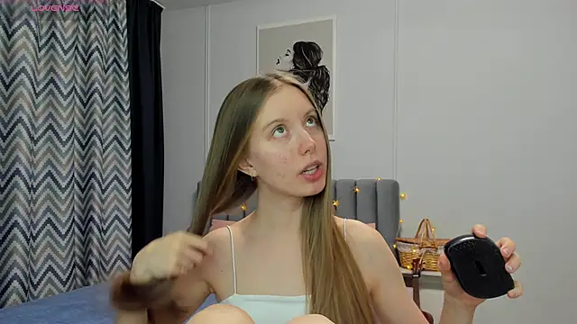 Snapshot of Peggy_Beauty chatting on March 20, 5:15 pm Peggy Beauty online show from March 20, 5:15 pm
