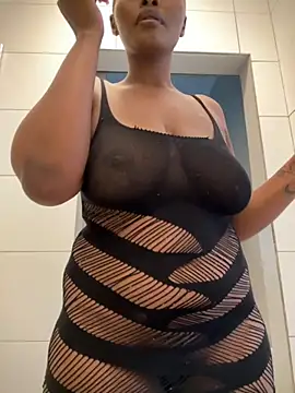 Snapshot of Neelo-Smith chatting on November 4, 6:45 am Neelo-Smith online show from November 4, 6:45 am