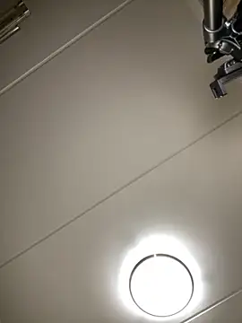 Snapshot of Neelo-Smith chatting on November 13, 12:31 am Neelo-Smith online show from November 13, 12:31 am