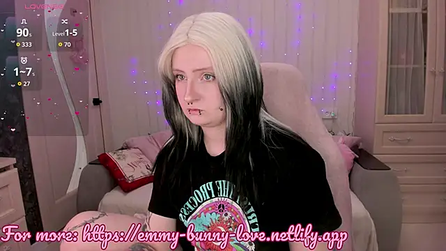 EmmyBunny online show from February 23, 2:36 pm