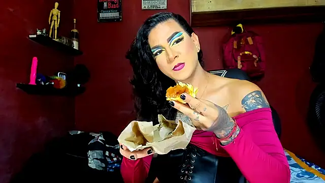 dariell smokesexx online show from October 19, 10:05 am