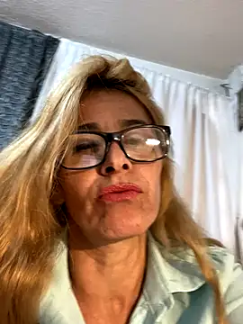 Snapshot of SahoryHorny chatting on November 4, 7:57 pm SahoryHorny online show from November 4, 7:57 pm