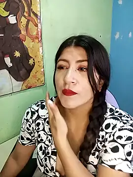 Snapshot of nammy__dirtyhott chatting on February 6, 2:04 pm nammy  dirtyhott online show from February 6, 2:04 pm