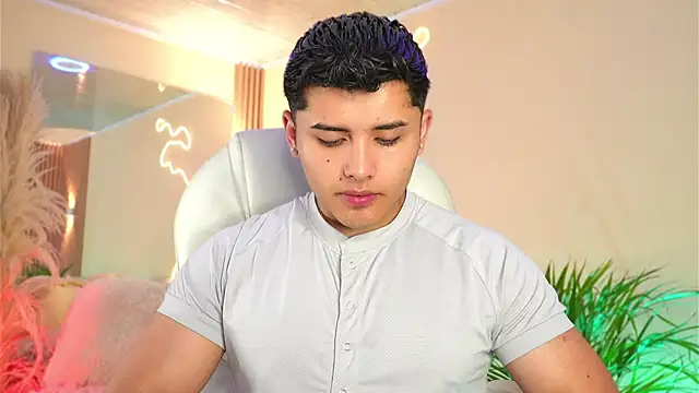 MatiasKorn online show from April 10, 3:01 am