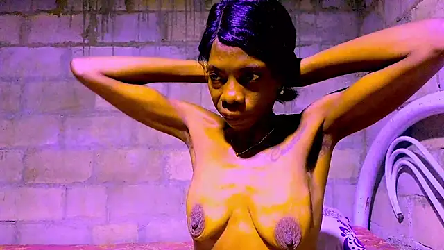 Snapshot of nzanizy chatting on November 28, 9:17 pm nzanizy online show from November 28, 9:17 pm