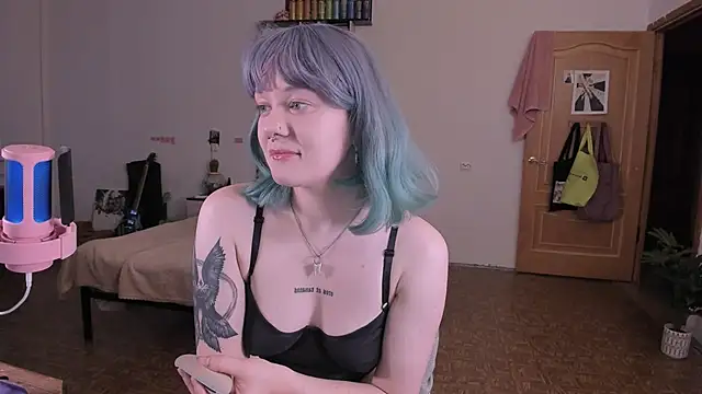 Snapshot of cyber_whore_ chatting on October 16, 1:56 pm cyber whore  online show from October 16, 1:56 pm