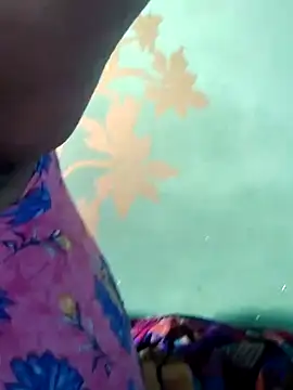 Snapshot of Seema_99 chatting on February 6, 3:27 am Seema 99 online show from February 6, 3:27 am