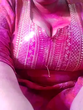 Snapshot of Seema_99 chatting on March 14, 4:54 am Seema 99 online show from March 14, 4:54 am