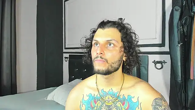 Twisted Fantasy online show from January 28, 12:00 pm