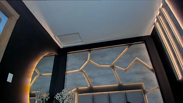 Snapshot of alexgiraldo_ chatting on February 25, 2:54 pm alexgiraldo online show from February 25, 2:54 pm