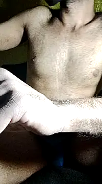 Snapshot of Trendysparx chatting on February 15, 10:31 pm Trendysparx online show from February 15, 10:31 pm