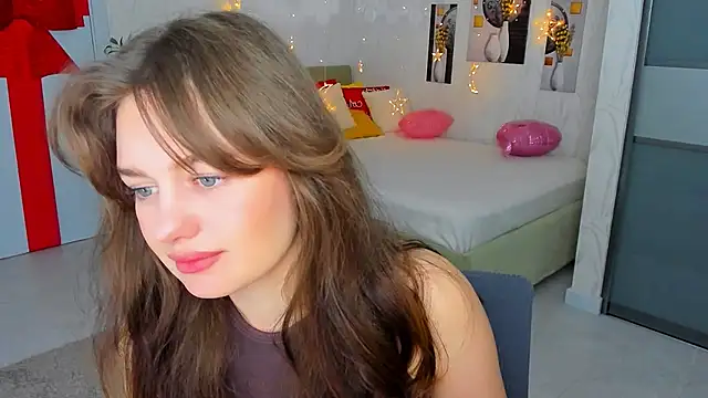 Snapshot of MiracleCurly chatting on March 7, 1:31 am MiracleCurly online show from March 7, 1:31 am