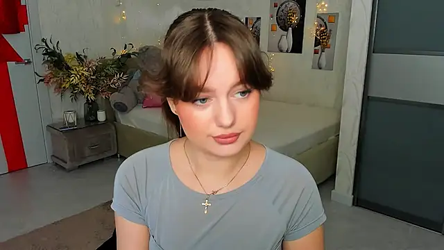 Snapshot of MiracleCurly chatting on March 11, 4:07 pm MiracleCurly online show from March 11, 4:07 pm