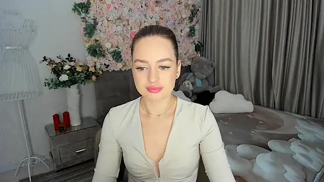 Snapshot of MiracleCurly chatting on October 16, 7:04 pm MiracleCurly online show from October 16, 7:04 pm